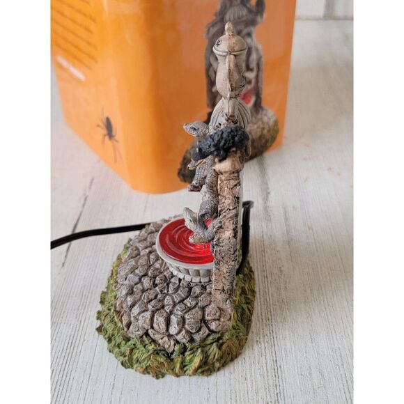 Dept 56 4020271 cursed Fountain Halloween Village accessories - Picture 5 of 9